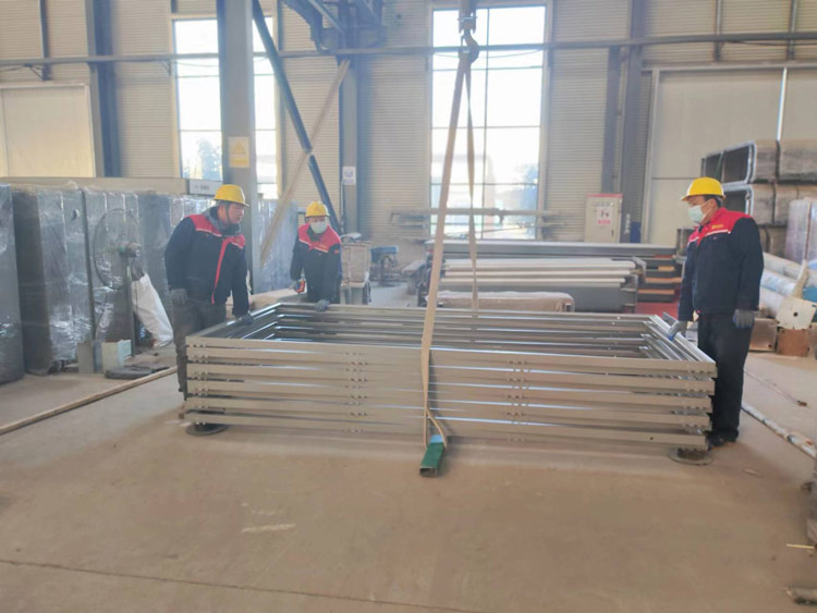 開工大吉|榮大公交站臺(tái)廠家,元?dú)鉂M滿開啟新征程配圖三