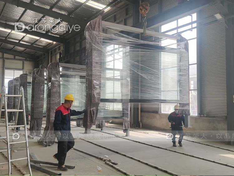 浙江智慧公交站臺(tái)第二批發(fā)貨案例圖一